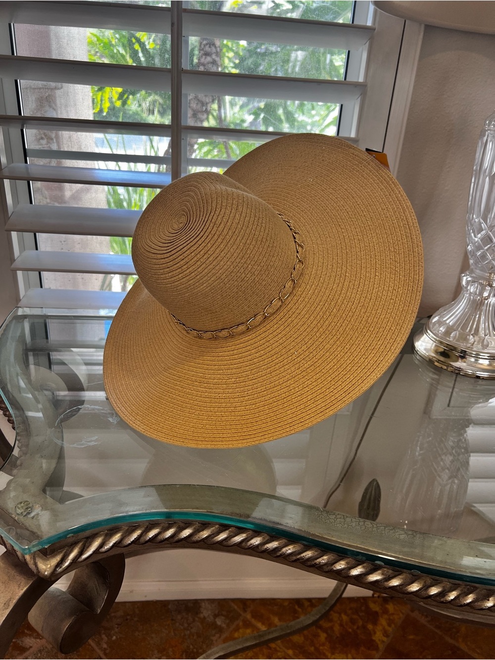 MILANO Italian Design Wide Brim Straw Sun Hat UPF 50+ Gold Chain Tan NWT - Picture 6 of 6